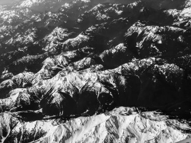 Rainer Dağı Bölgesi karlı hava görüntüsüyle kaplı