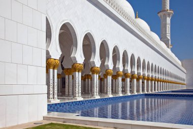 Şeyh zayed camii Abu Dabi Birleşik Arap Emirlikleri 'nde.