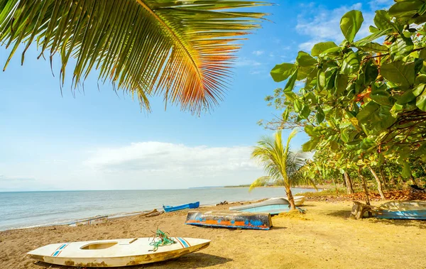 Playa beach Tarcoles Kosta Rika üzerinde