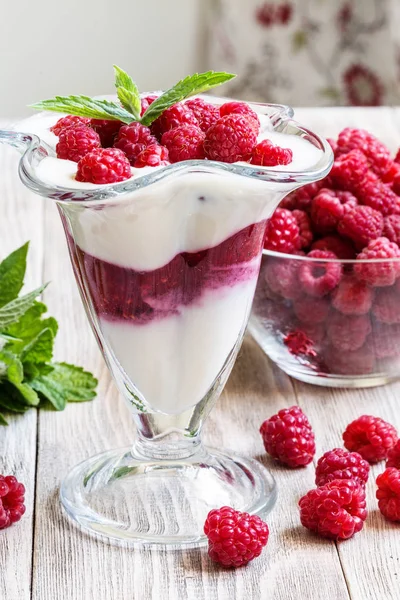 Obrázek s jogurtem — Stock fotografie
