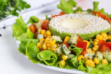 Salata ile görüntü.