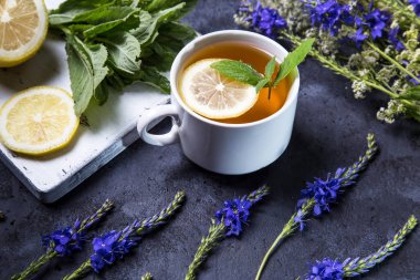 Çay eşliğinde görüntü