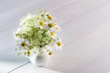 Papatyalı görüntü.