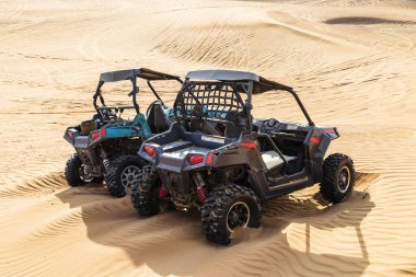 BAE 'de çöl safarisi için ATV' ler..