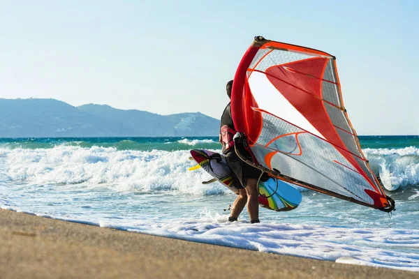Windsurfer Wyżywieniem Morzu Krecie Windsurfing Heraklionie Grecja — Zdjęcie stockowe