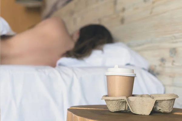 Enfoque Selectivo Mujer Joven Durmiendo Dormitorio —  Fotos de Stock