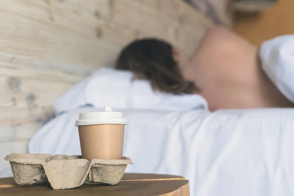 Enfoque Selectivo Mujer Joven Durmiendo Dormitorio —  Fotos de Stock