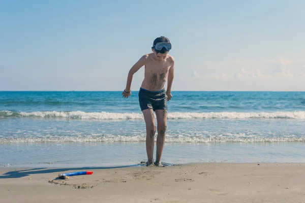 Niño Máscara Snorkel Tubo Playa Fondo Del Mar Concepto Deporte —  Fotos de Stock