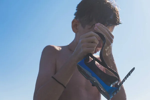 Jongen Gezicht Het Snorkel Masker Reis Zomer Concept — Stockfoto