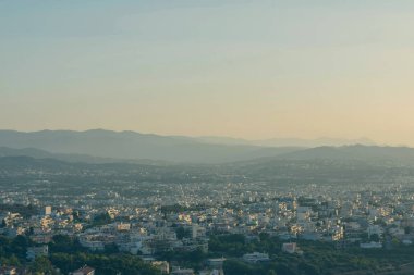 Gün batımında chania şehir ve deniz arka plan havadan görünümü. Girit adası, Yunanistan 
