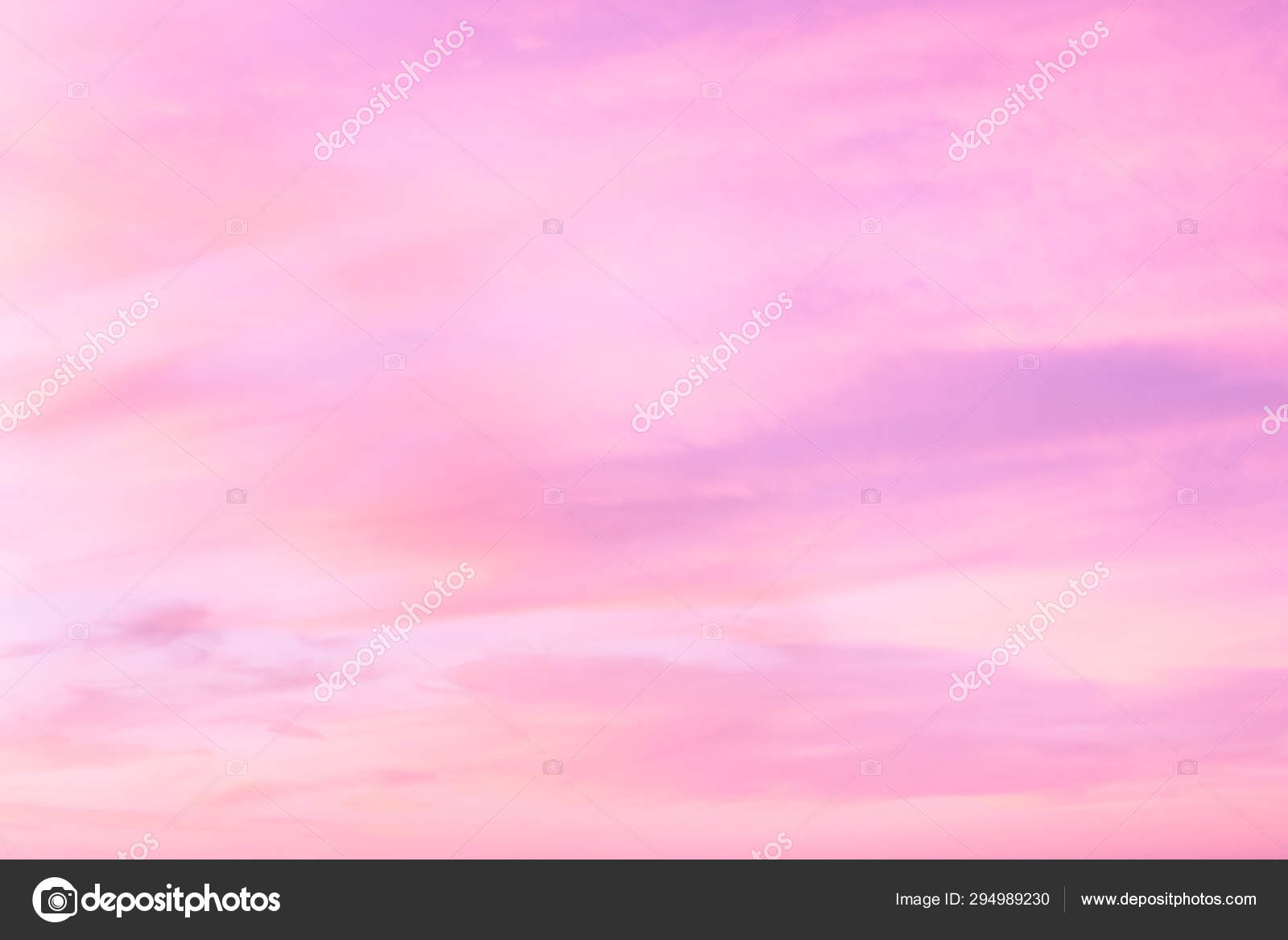 ピンクとブルーの色の空 夕日雲の色付き光パステルの効果 ストック写真 C Flowertiare 294989230