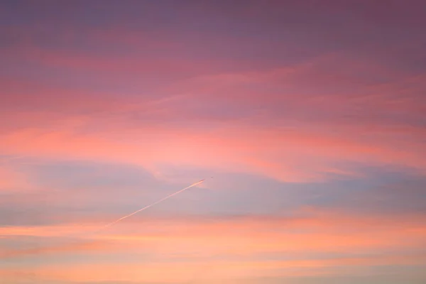 Cielo Nei Colori Rosa Blu Effetto Luce Pastello Colorato Nuvola — Foto Stock