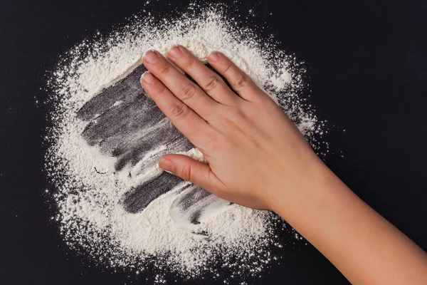 Wheat Flour Female Hand Black Background — Stock Photo, Image