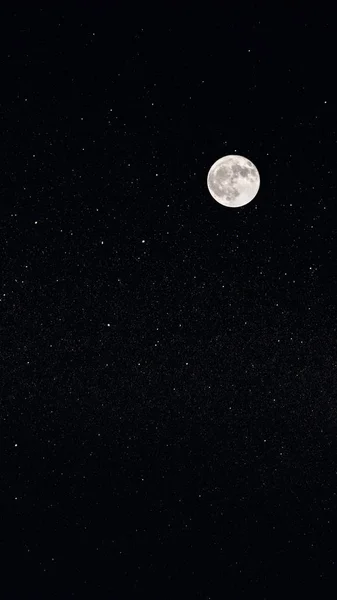 Огромное Полнолуние Ночном Небе — стоковое фото