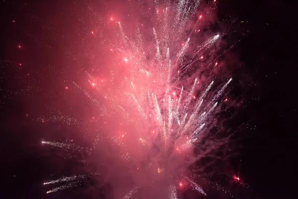 Πολύχρωμα Πυροτεχνήματα Κοντινό Φως Στον Ουρανό — Φωτογραφία Αρχείου