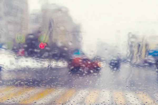 Blurred View Windshield Car Raindrops Crossroad Pedestrian Crossing — Stock Photo, Image