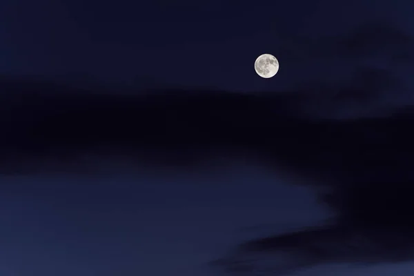 Huge Full Moon Night Sky — Stock Photo, Image