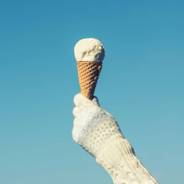  dondurma ile kış eldivenel . Kavram 