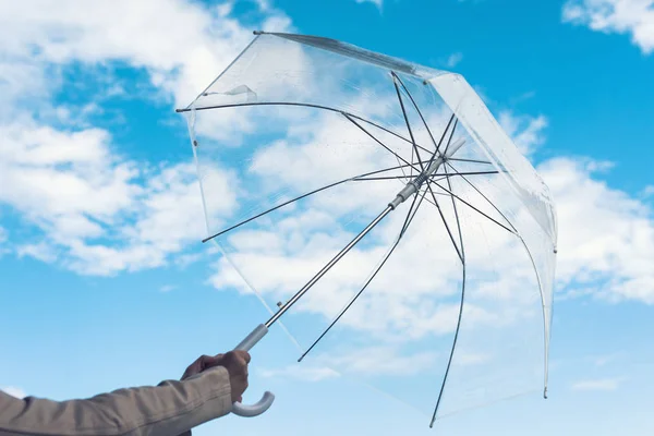 Mão Feminina Com Guarda Chuva Transparente Dia Chuvoso Outono Fundo — Fotografia de Stock