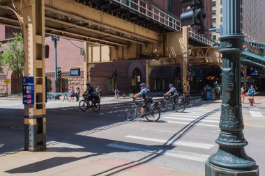 Chicago, Illinois - 26 Mayıs 2018: Bisikletli Şikago polisi