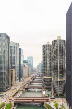 Şehrin modern iş bölgesi