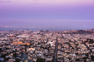 Binalı şehir manzarası, 