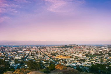 Binalı şehir manzarası, 