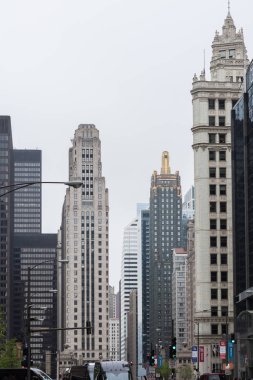 Chicago 'nun şehir merkezindeki güzel gökdelenleri, Illinois, Usa