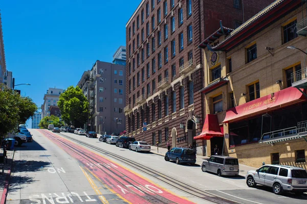 Şehir merkezindeki eski binalar