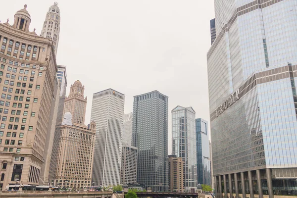 伊利诺伊州芝加哥 2018年5月19日 伊利诺伊州尤萨市芝加哥市中心和摩天大楼景观 — 图库照片