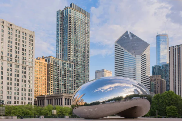 Chicago Usa Maggio 2018 Riflessione Degli Edifici Della Città Una — Foto Stock