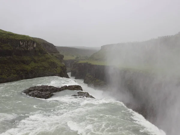 Perspectief Van Indrukwekkende Waterval Gullfoss Ijsland — Stockfoto