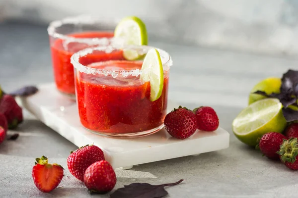 Delcious Frozen Strawberry Daiquiri Daiquiry Cocktail — Stock Photo, Image