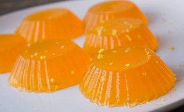 Turuncu jöleyi yakından izle