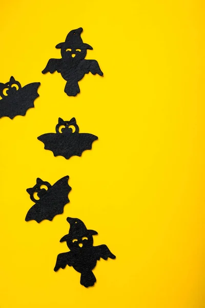 Marco Decoración Halloween Sobre Fondo Amarillo Vivo Piso Tendido Espeluznantes — Foto de Stock