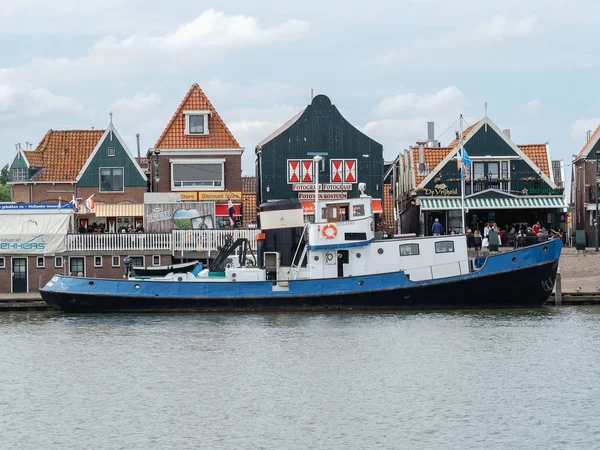 Volendam Limanı