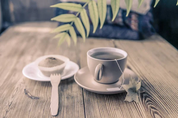 Чашка Чая Утром Тонированное Темное Изображение — стоковое фото