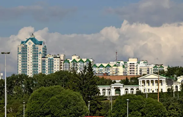 Město Živý Organismus Obytných Veřejných Administrativních Náboženských Budov Parků Nádrží — Stock fotografie