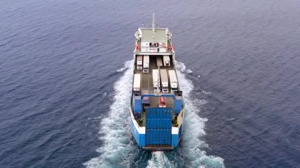 Luftaufnahmen Eines Large Roro Roll Trägerschiffes Das Mittelmeer Kreuzt — Stockvideo