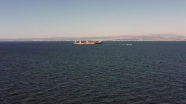 Mediterranean Sea June 2020 Large Loaded Container Ship Cruising Slowly — Stock videók