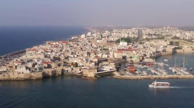 Eski şehrin ve Acre Limanı 'nın hava görüntüleri..