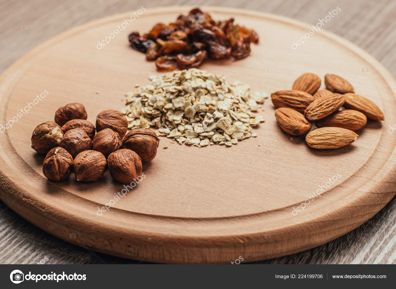 dieta con noci e mandorle