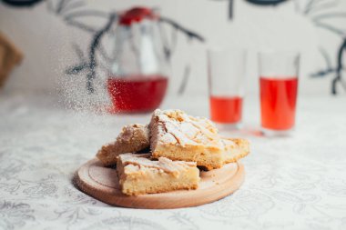 Ev yapımı elma pasta arka plan üzerinde Kapat