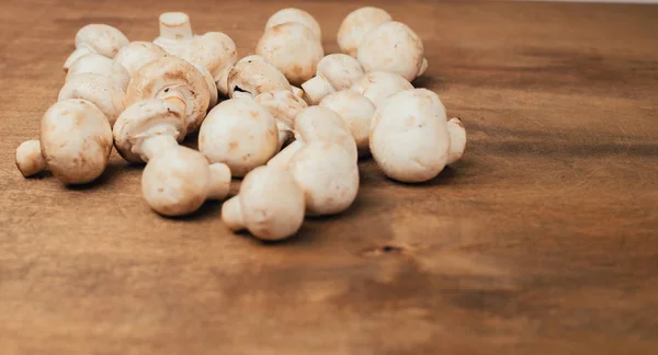 Vue Dessus Des Champignons Sur Table Bois Espace Copie — Photo