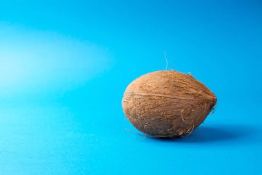 arka planda, Bütün Hindistan cevizi yakın çekim