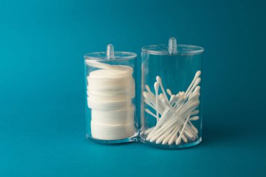 Pamuk wads, pamuk, sopa pamuk yastık makyaj temizleme için cam şişede