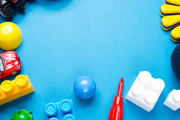 Kinderspielzeug Rahmen Auf Holz Hintergrund Ansicht Von Oben Flach Lag — Stockfoto