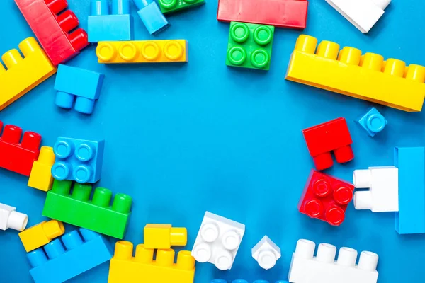 Rahmen Aus Bunten Spielzeugsteinen Auf Bauteller — Stockfoto