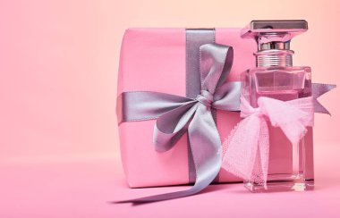 Hediyelik konsepti özgeçmişlerine yakın en az kadar