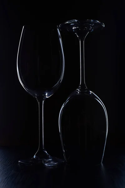 Verres Vin Sur Fond Noir — Photo